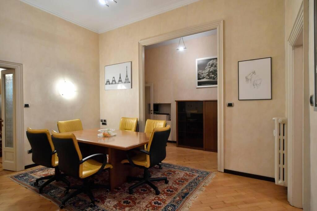Ampio Appartamento Milano Centro Crocetta Экстерьер фото