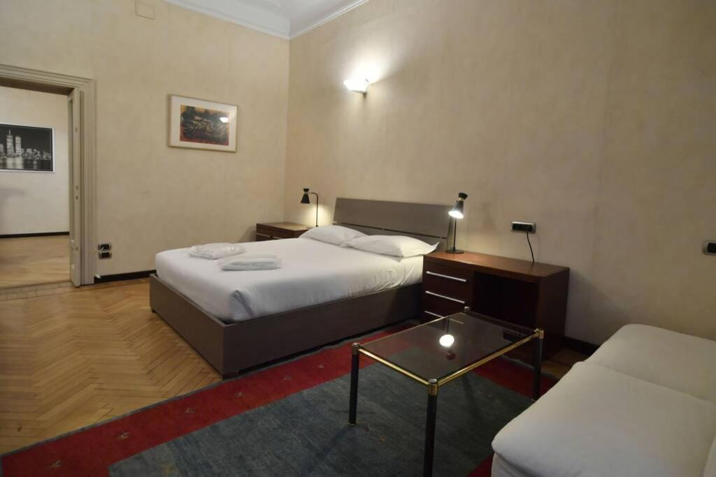 Ampio Appartamento Milano Centro Crocetta Экстерьер фото