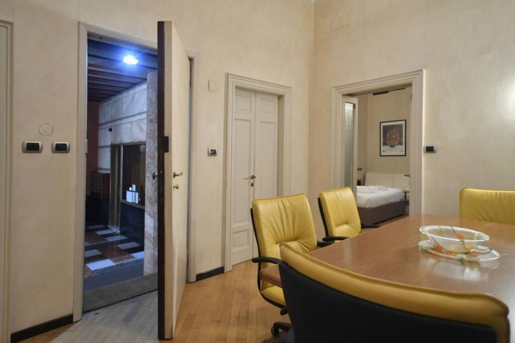 Ampio Appartamento Milano Centro Crocetta Экстерьер фото